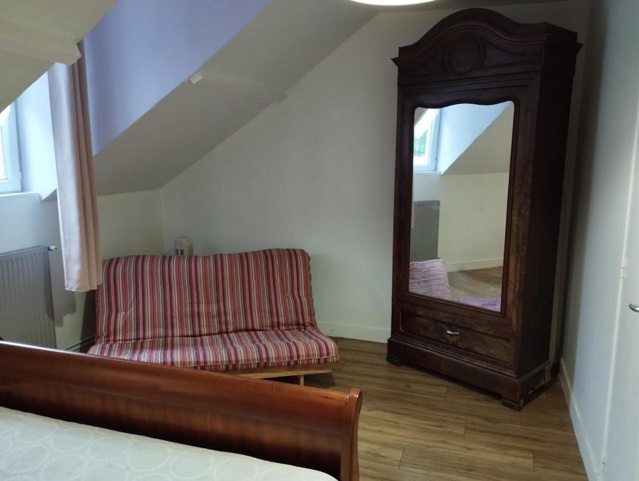 L'hirondelle Apartment *